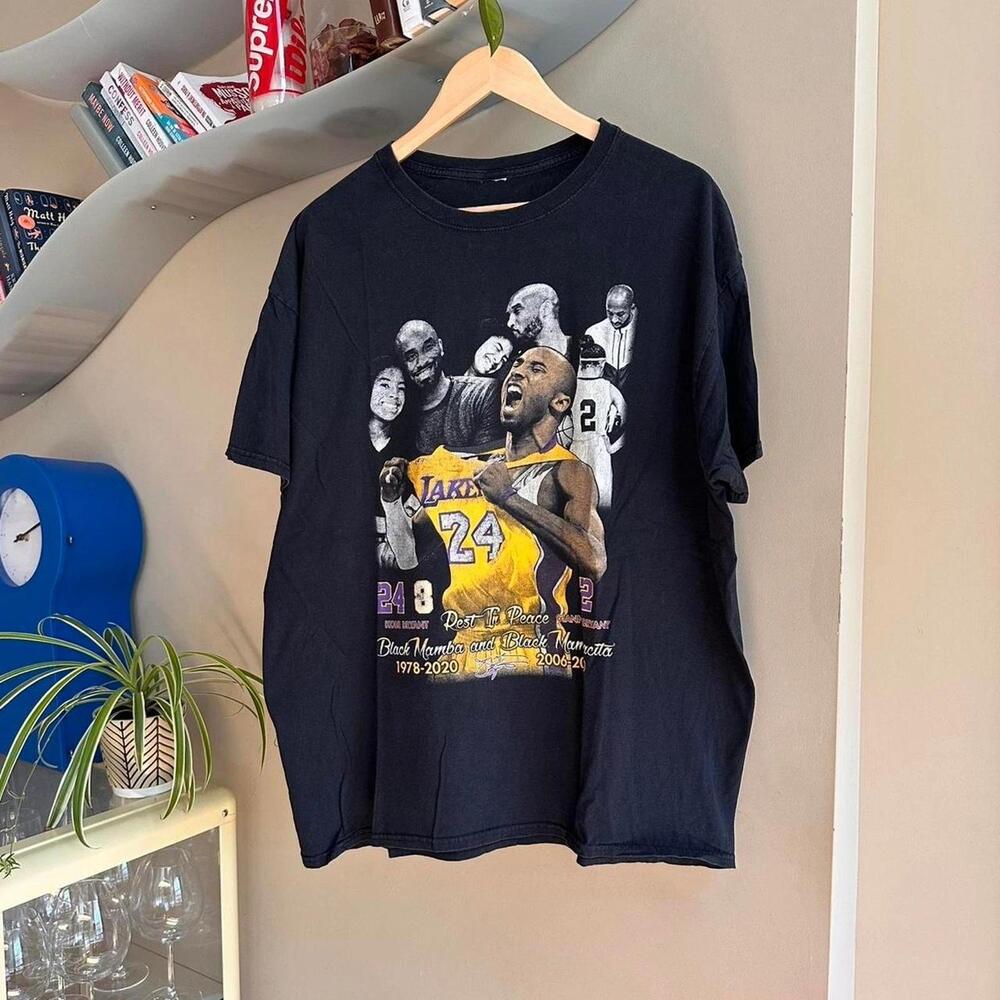 Y2K Kobe Bryant Memorial Shirt Fits